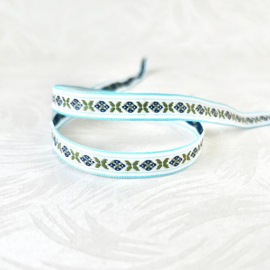 Geometric_Jacquard_Ribbon