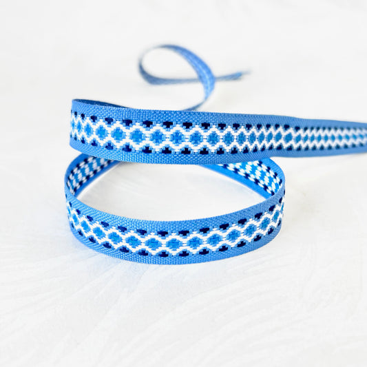 Geometric_Jacquard_Ribbon