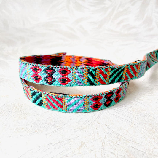 Geometric_Jacquard_Ribbon