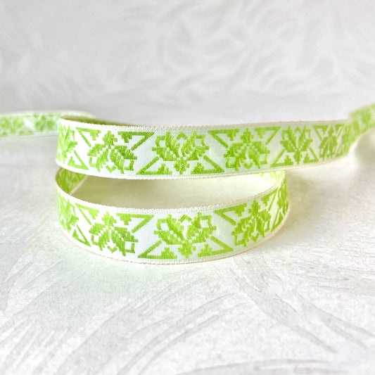 Geometric_Shapes_Jacquard_Ribbon