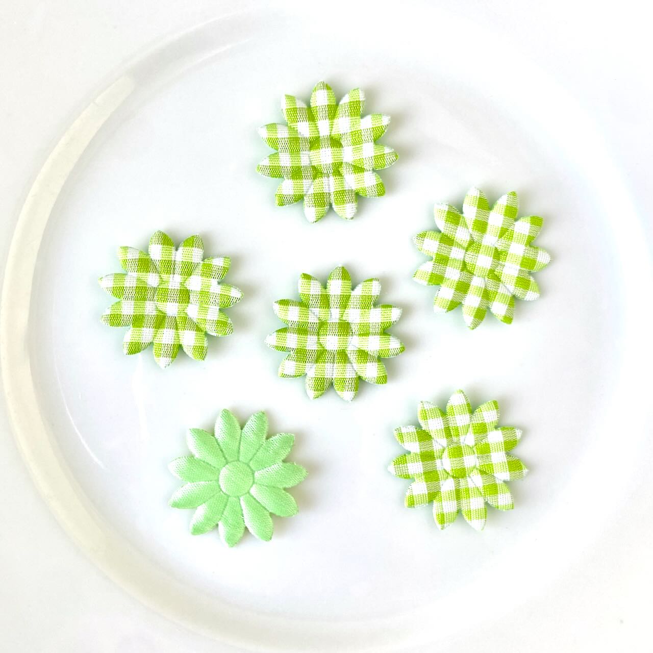 Gingham_Flower_Applique