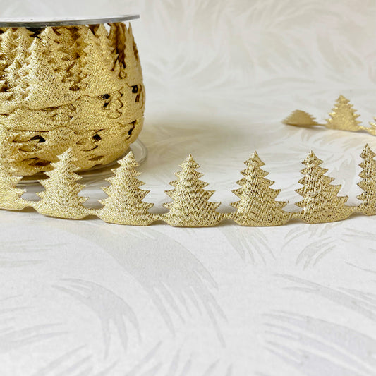 metallic-christmas-tree-cutout-ribbon