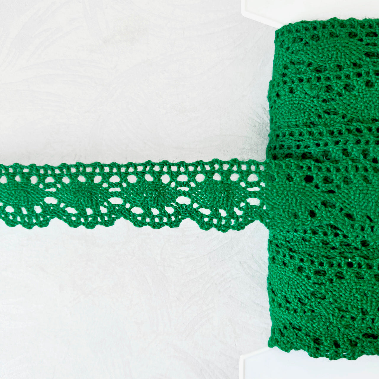 Green_Wool_Cluny_Lace