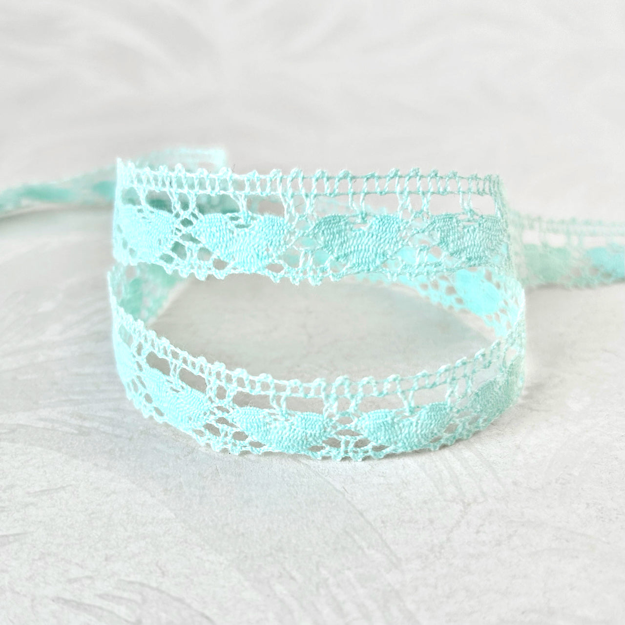 Heart_Cluny_Lace