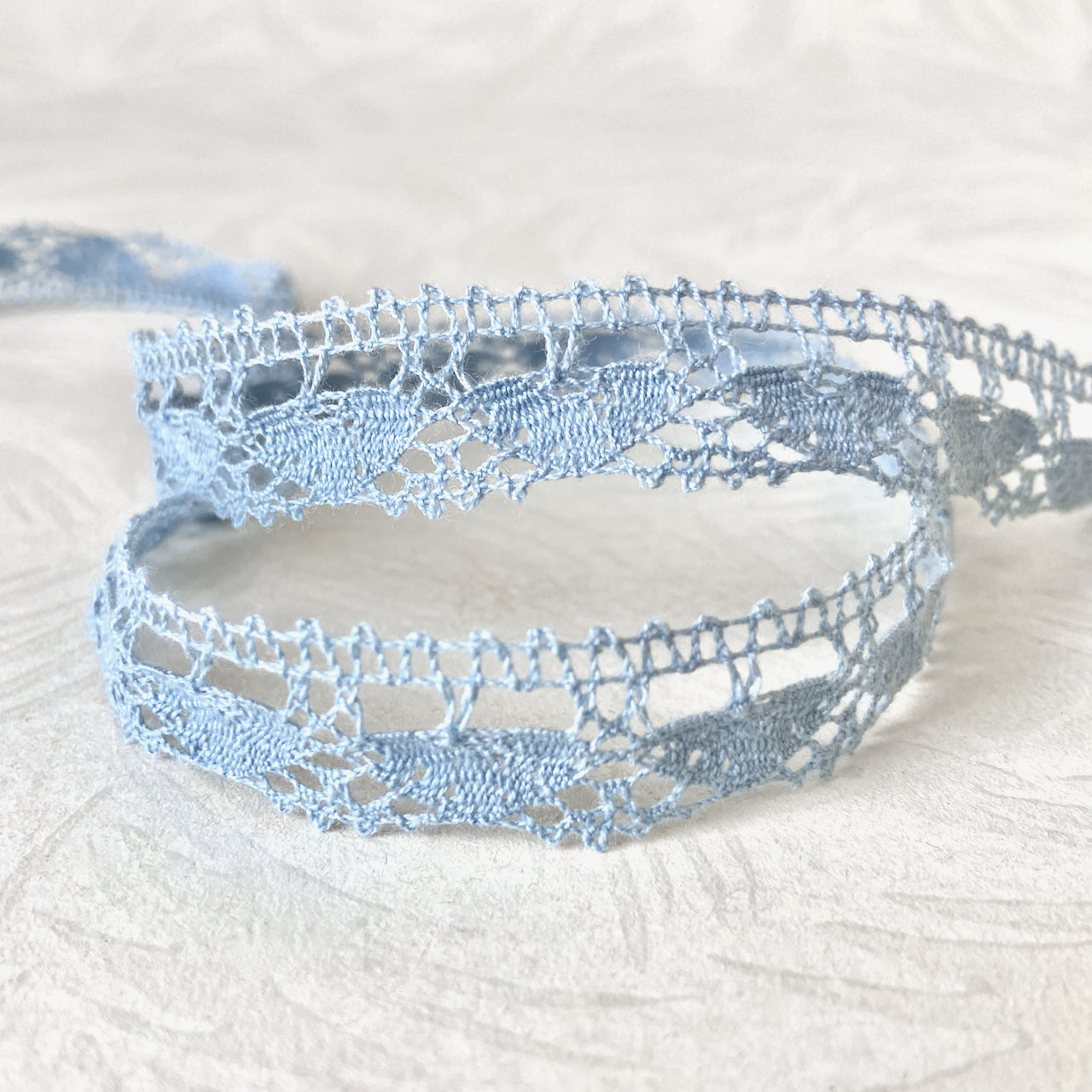 Heart_Cluny_Lace