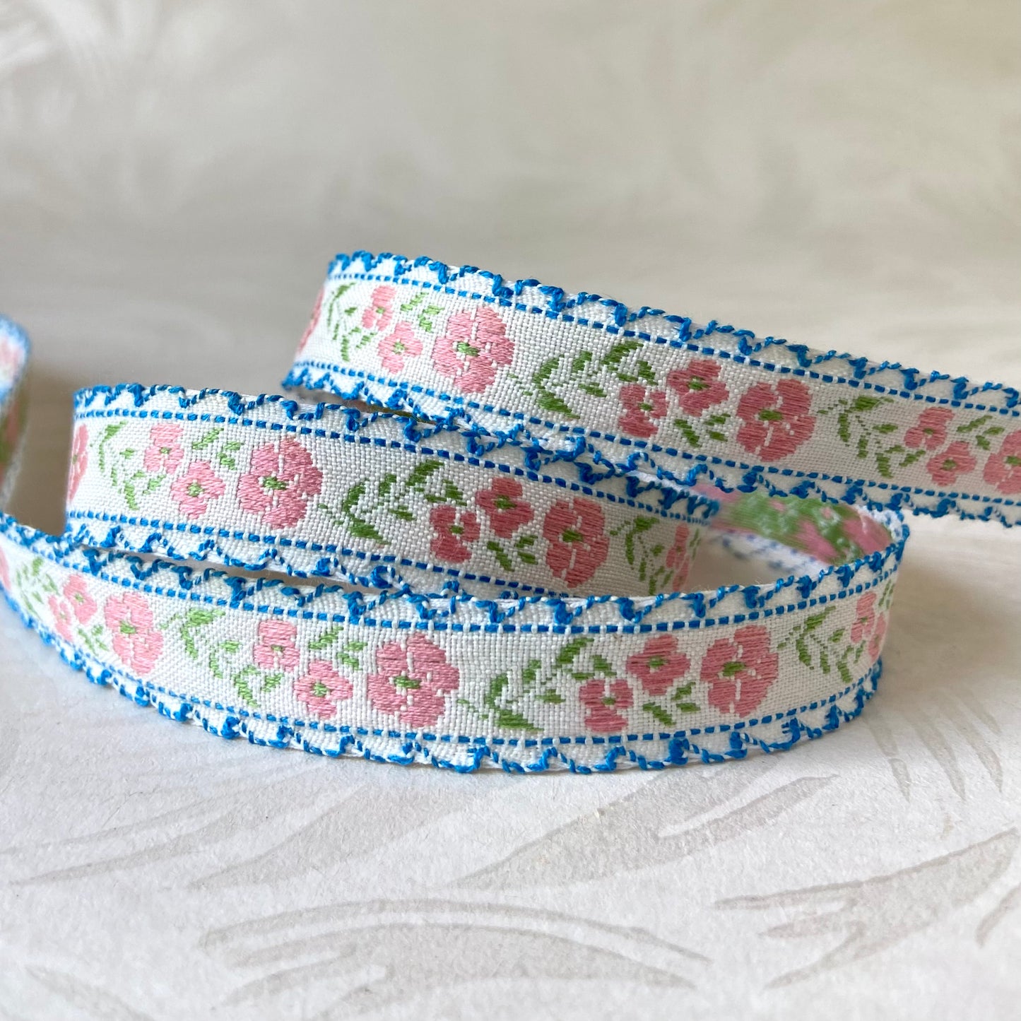 Floral Vine Jacquard - Vintage - Multiple Colorways