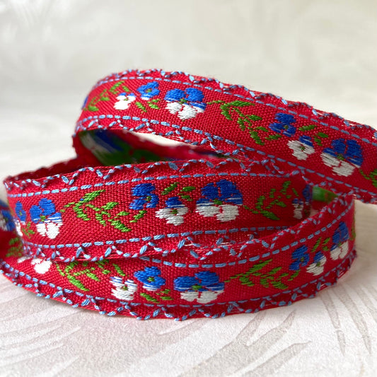 Floral Vine Jacquard - Vintage - Multiple Colorways