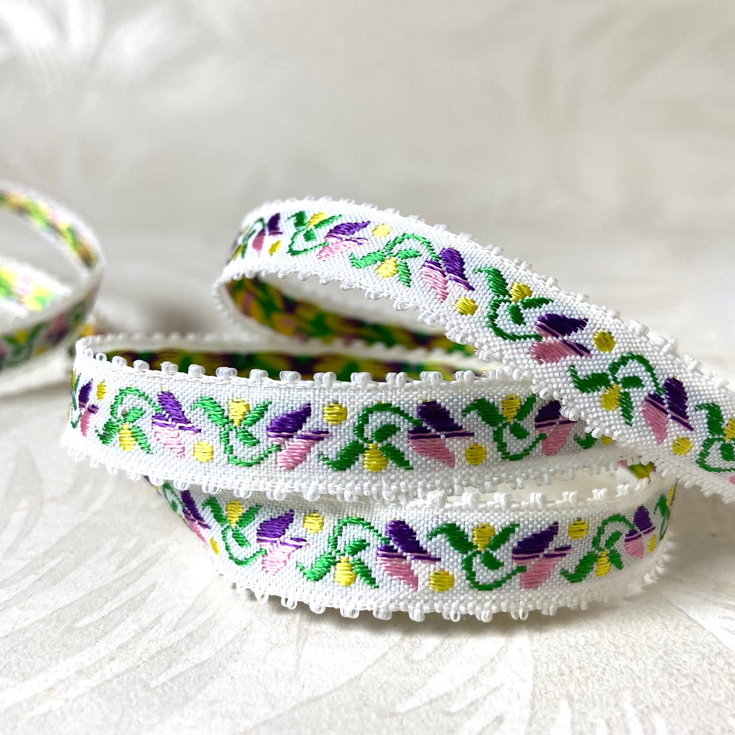 Narrow Tulip Jacquard With Picot Edges - Multiple Colorways