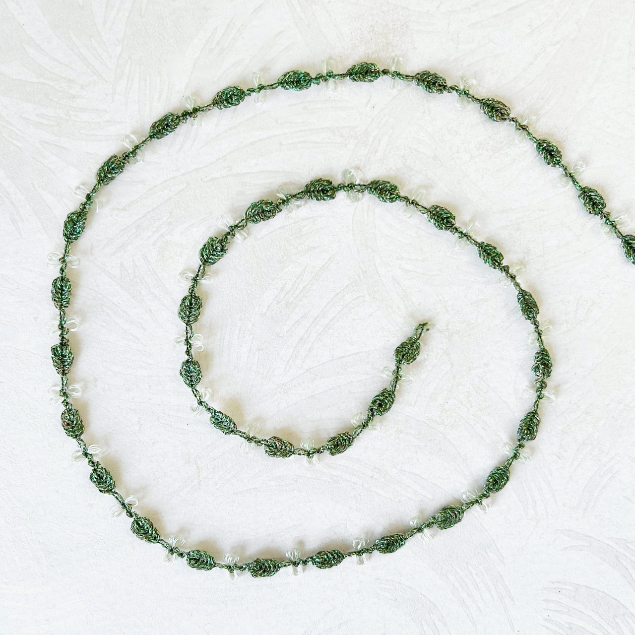 Iridescent_Floral_Rococo_Braid