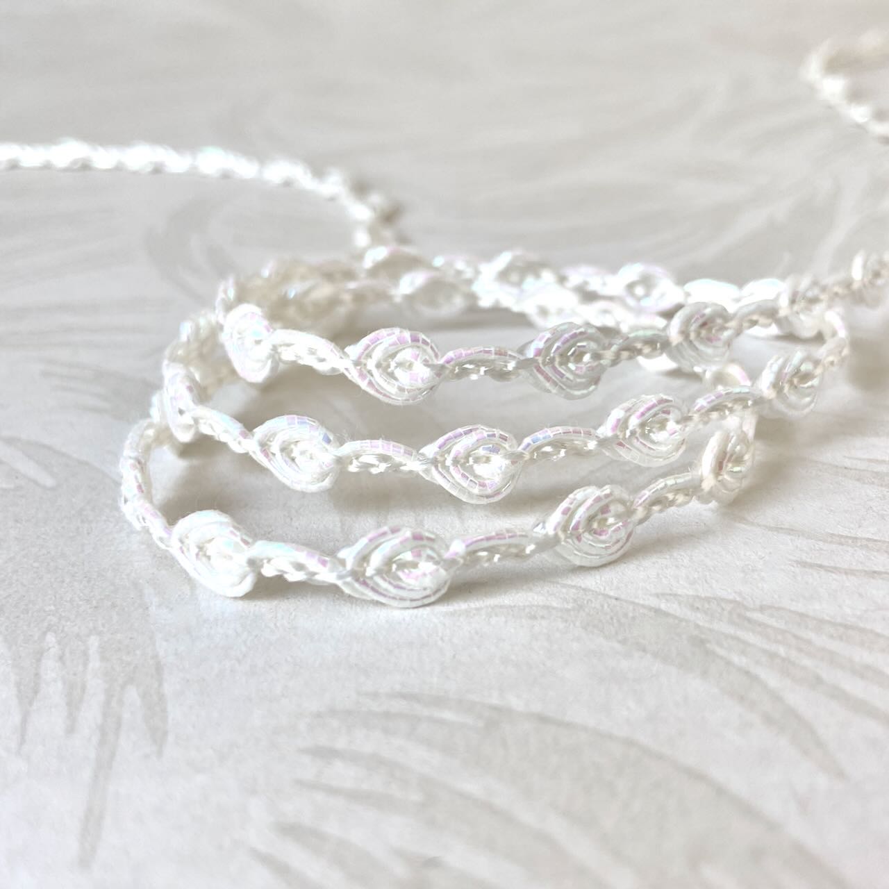 Iridescent_Rosebud_Rococo_Trim