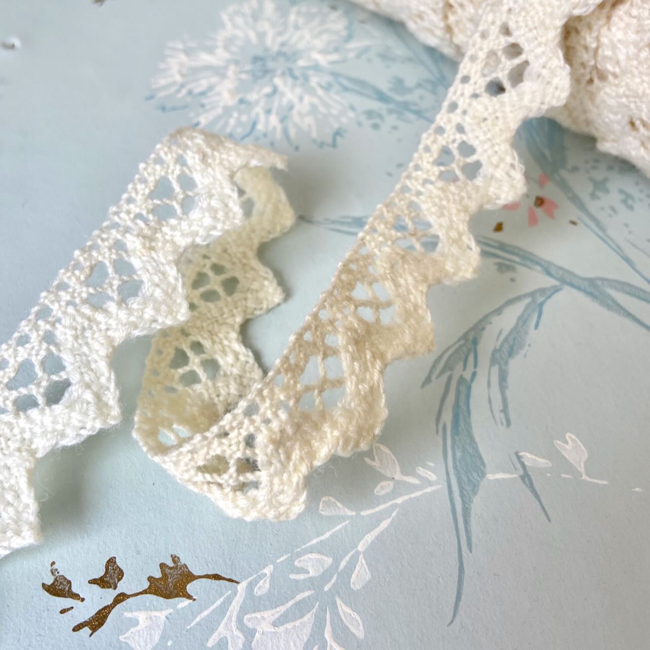Ivory_Wool_Cluny_Lace
