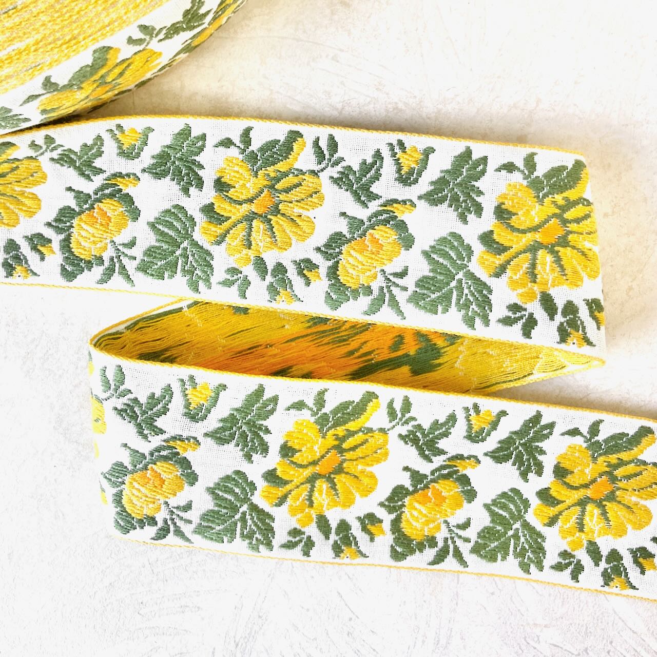Large_Floral_Jacquard_Ribbon
