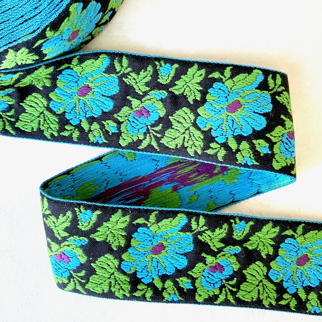Large_Floral_Jacquard_Ribbon