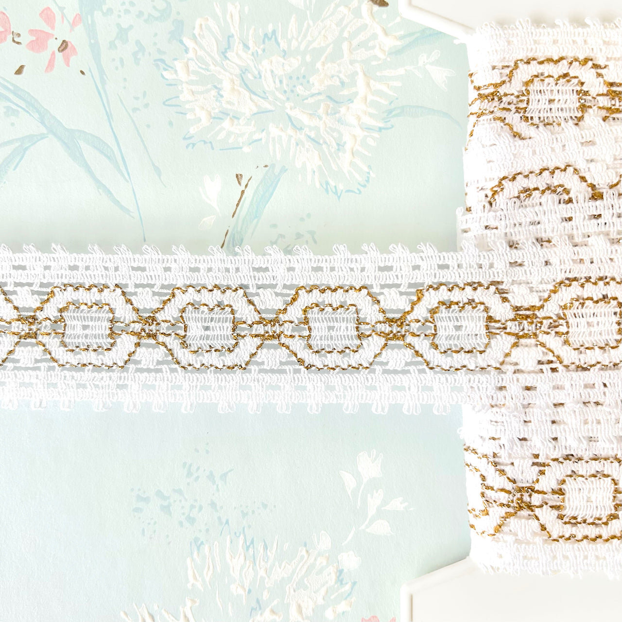Metallic_Circle_Flat_Lace