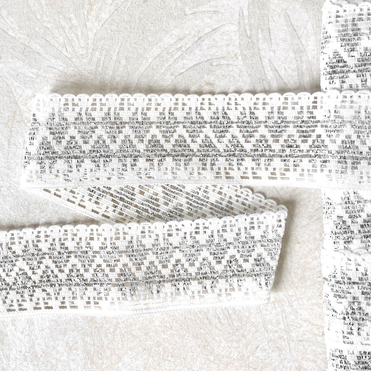 Metallic_Diamond_Flat_Lace