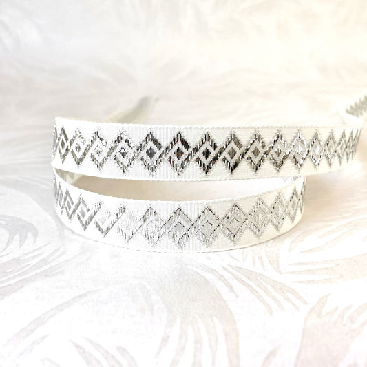 Metallic_Diamond_Jacquard_Ribbon