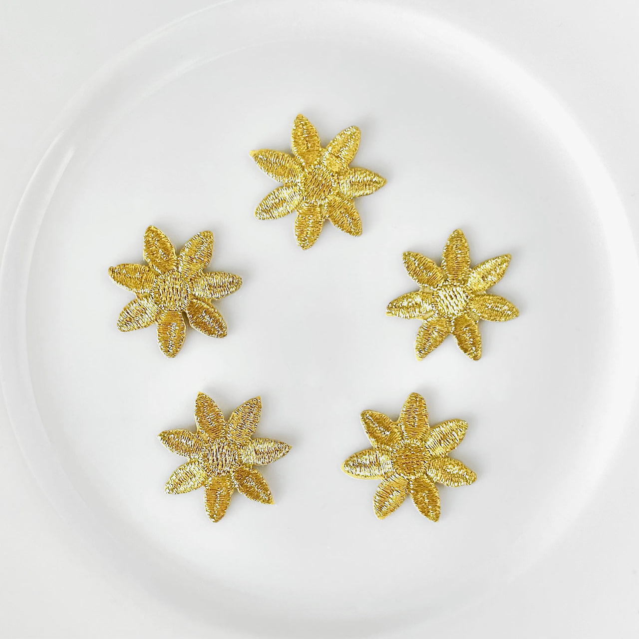 Metallic_Flower_Applique