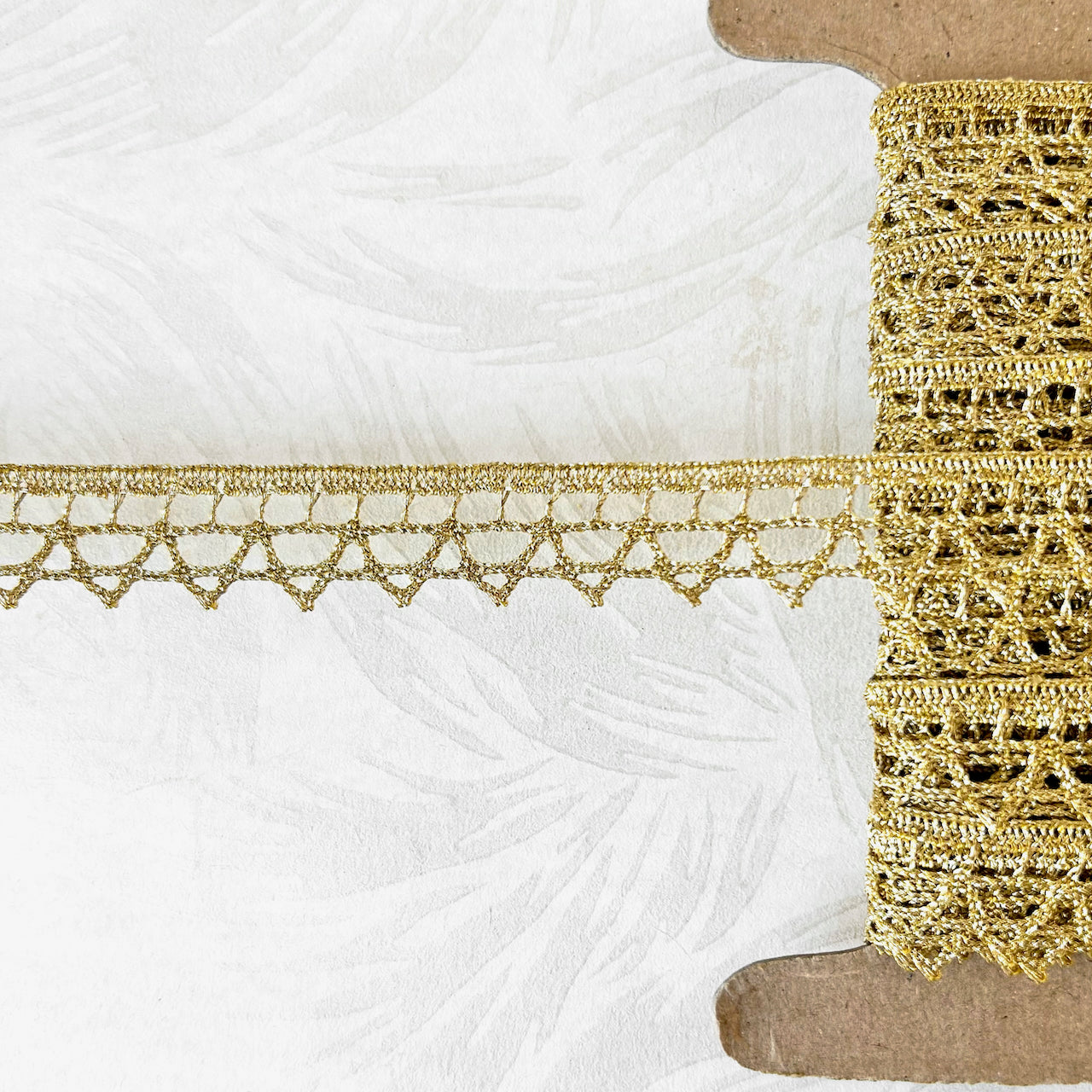    Metallic_Gold_Cluny_Lace