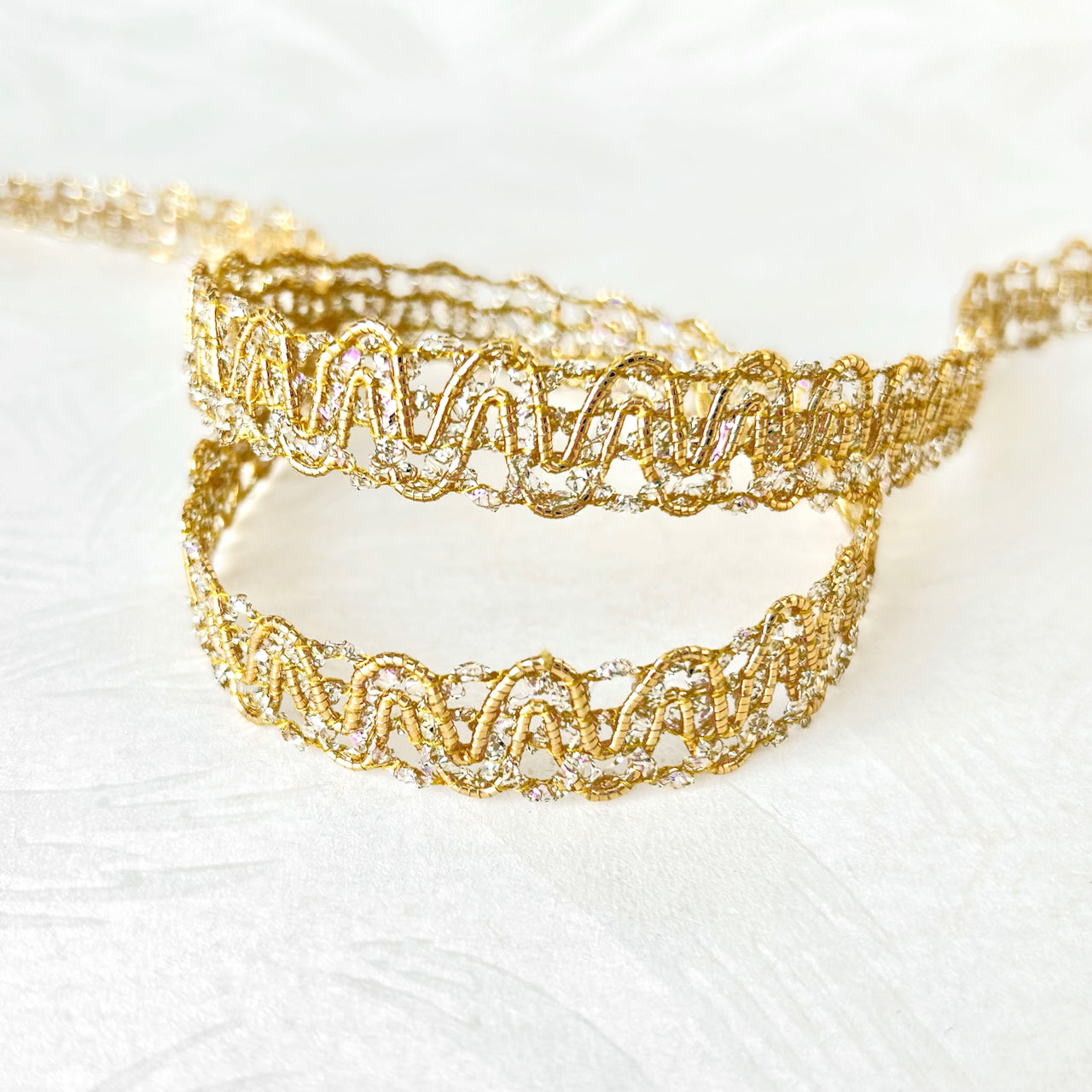 Metallic_Gold_Iridescent_Braid