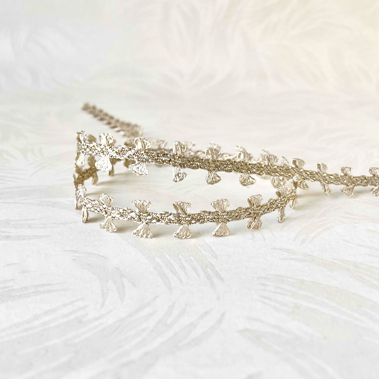Metallic_Loop_Braid