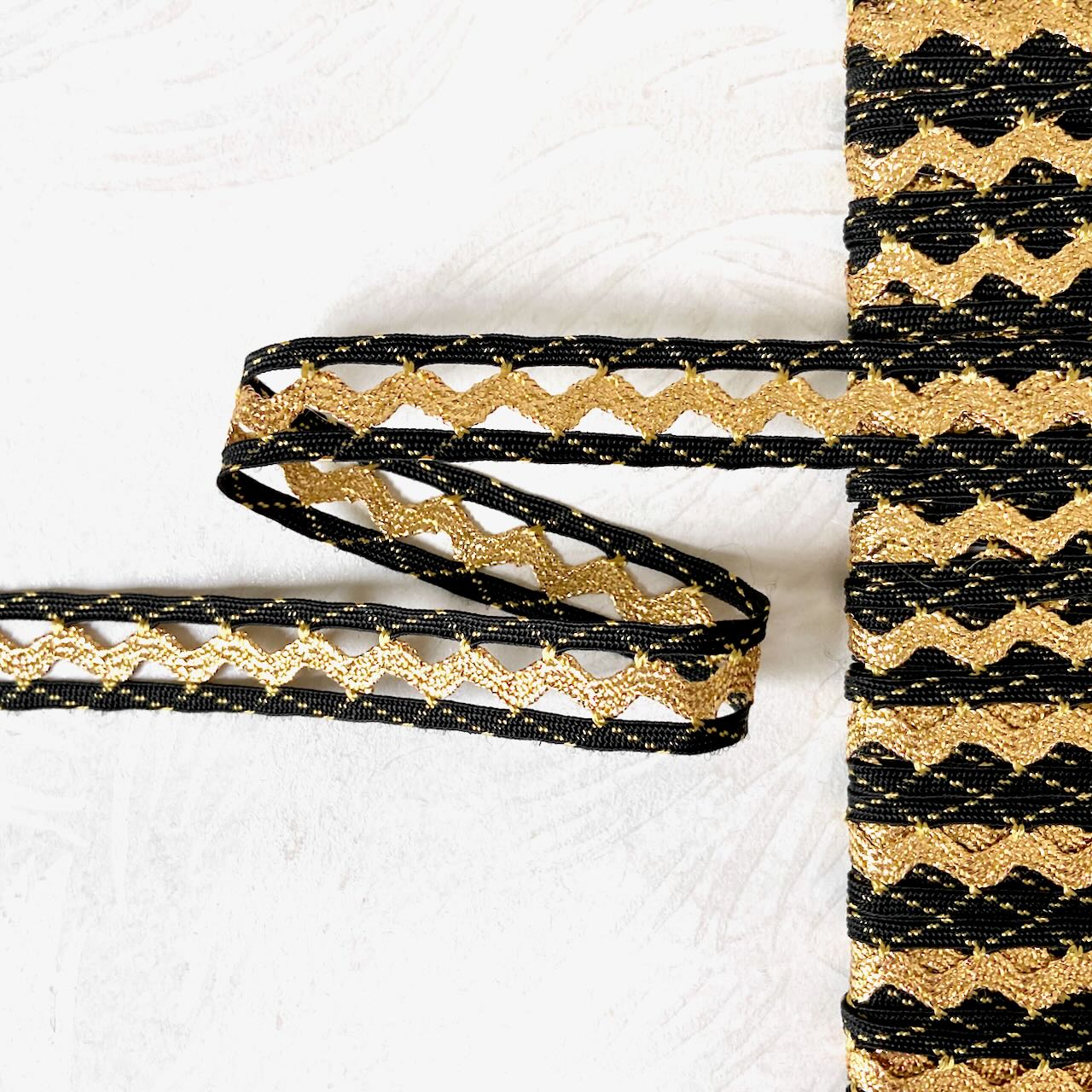 Metallic_Ric_Rac_Middy_Braid