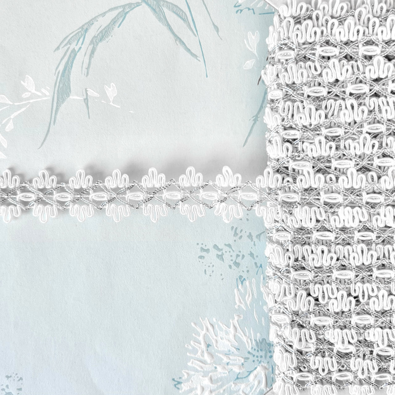 Metallic_Scalloped_Loop_Braid