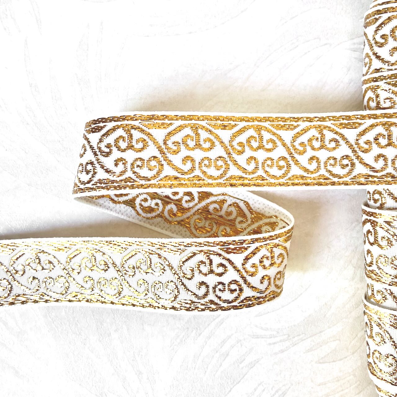 Metallic_Scrolling_Lines_Jacquard_Ribbon