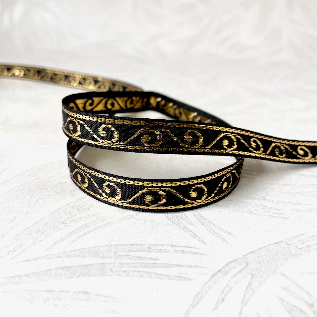 Metallic_Swirl_Jacquard_Ribbon