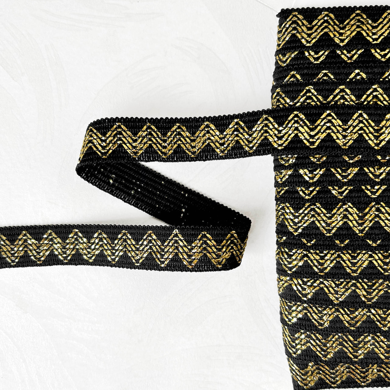 Metallic_Zig_Zag_Braid