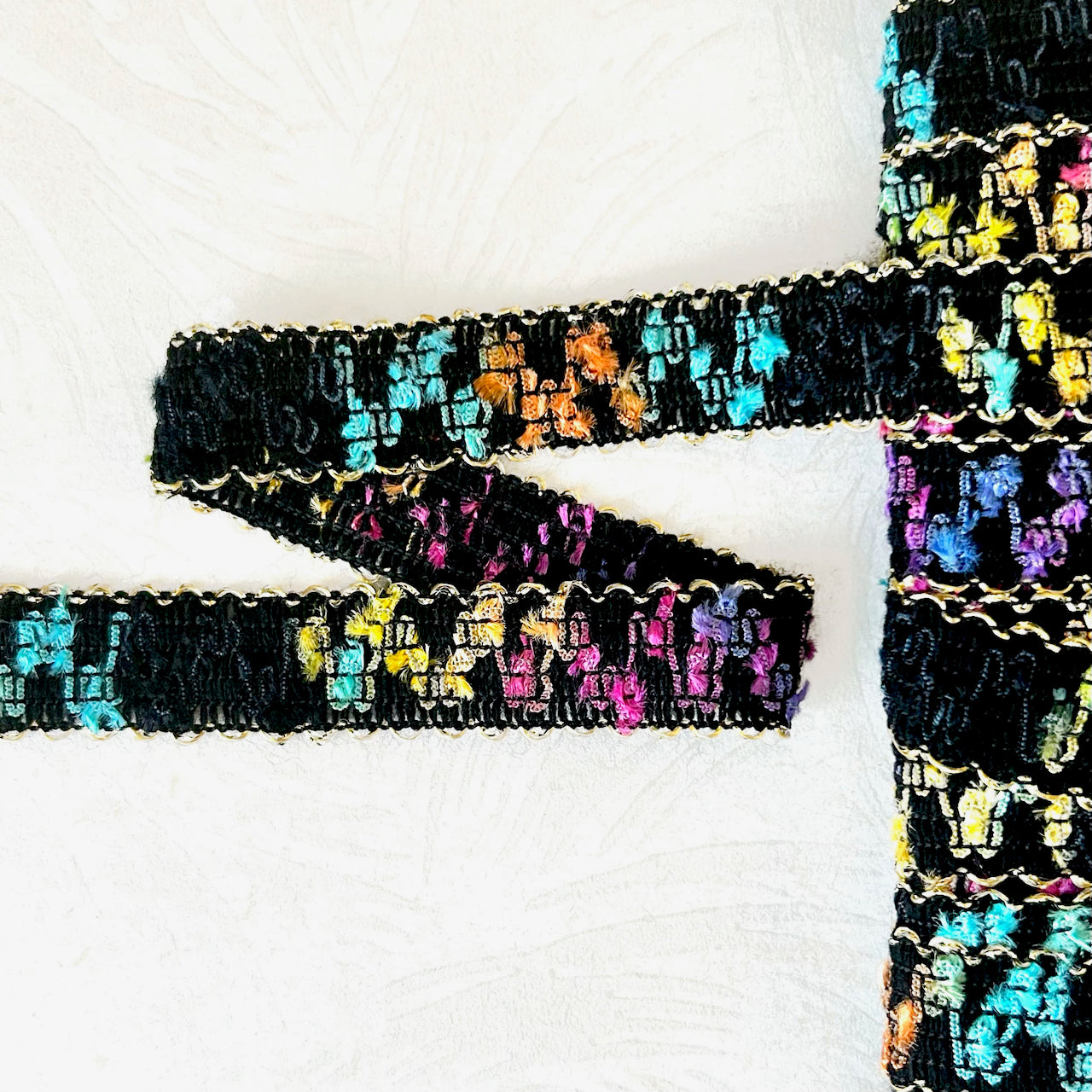 Multicolor_Braid