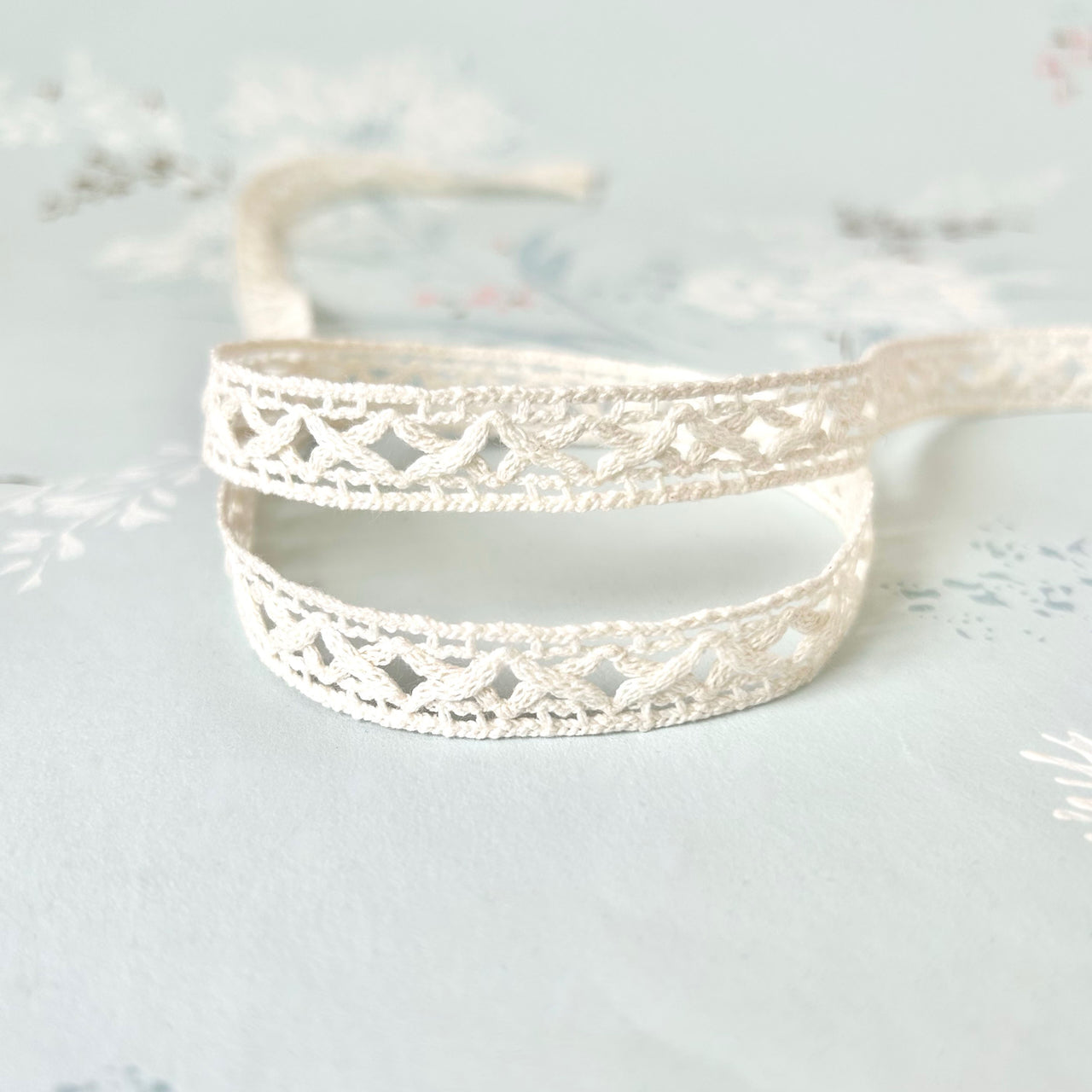 Narrow_Cluny_Lace