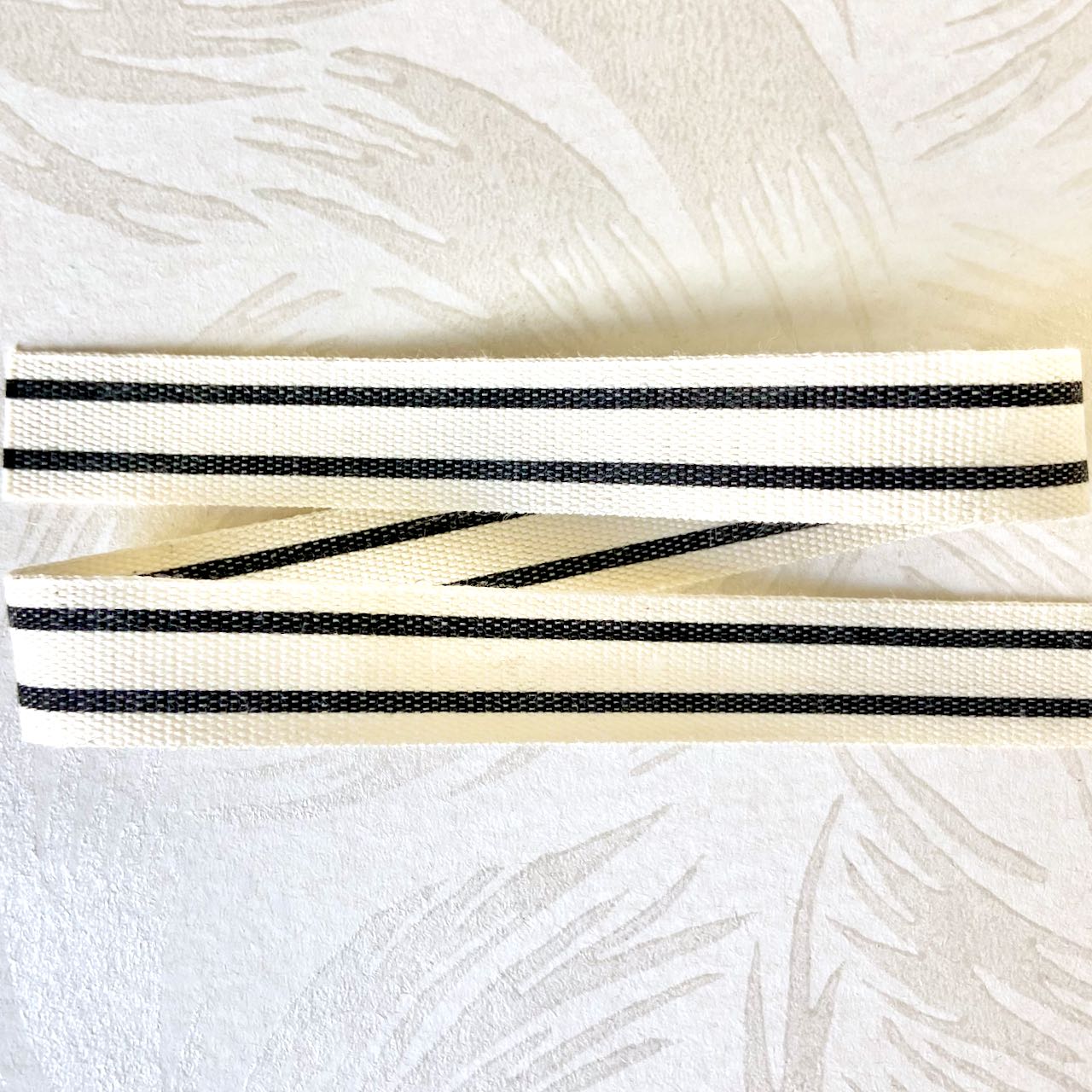Natural_Cotton_Stripe_Ribbon_Black