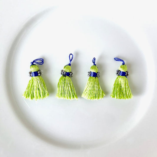 Neon_Tassel