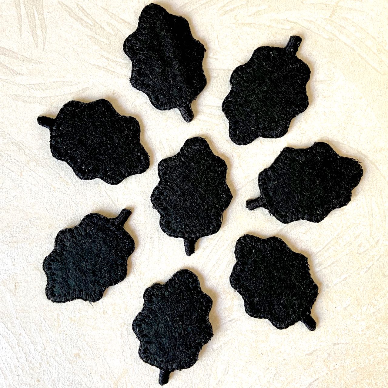 Oak_Leaf_Patch_Black