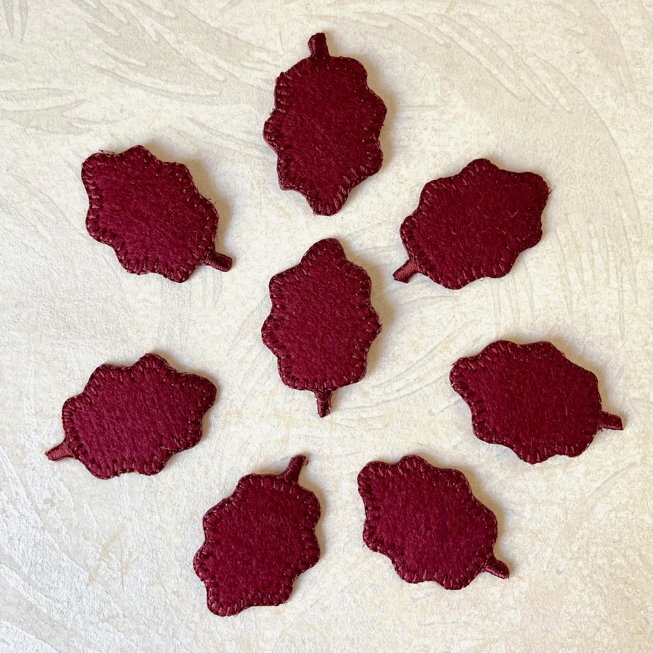 Oak_Leaf_Patch_Dark_Red