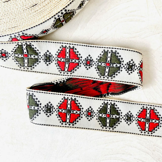 Octagon_Diamond_Jacquard_Ribbon