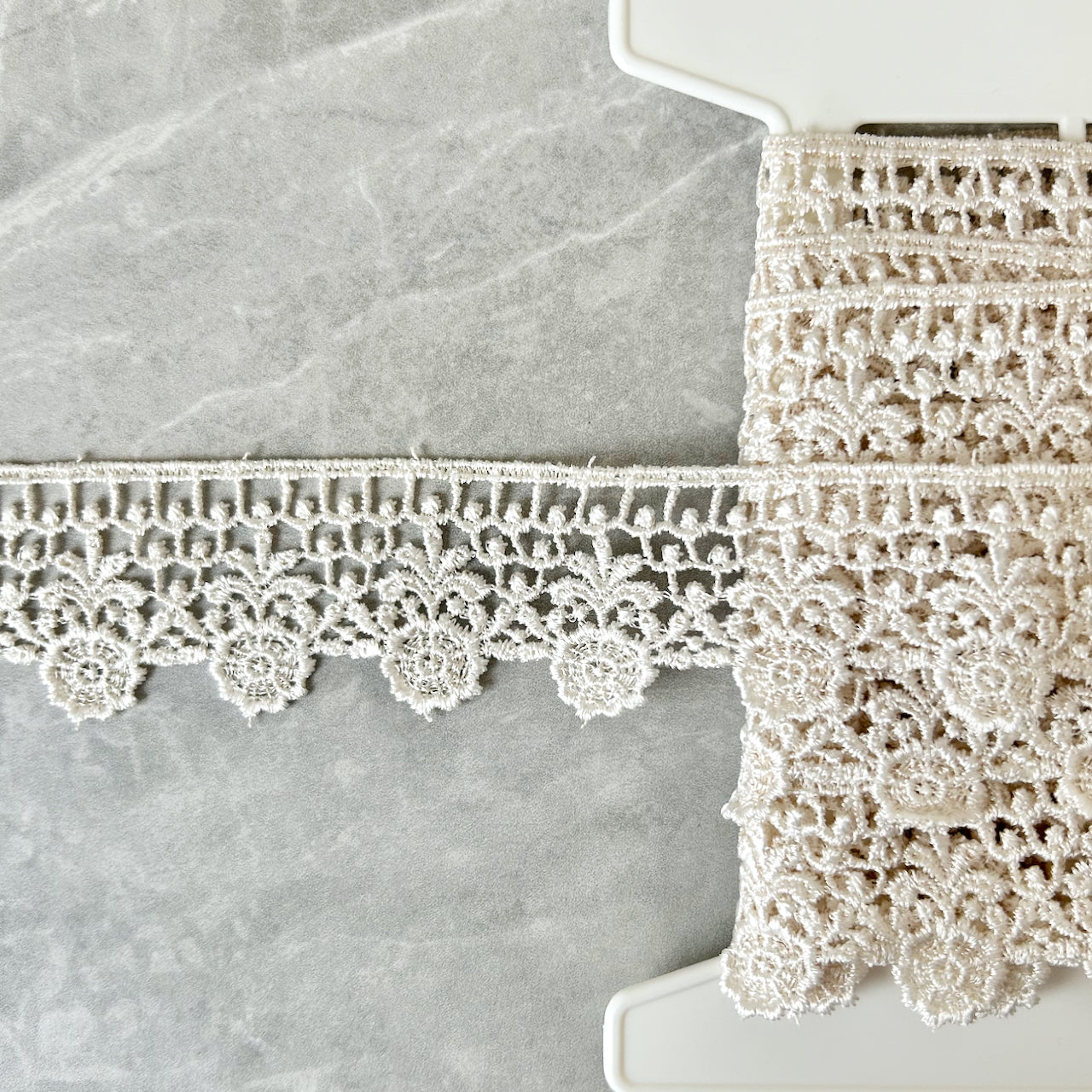 Off_White_Floral_Venice_Lace