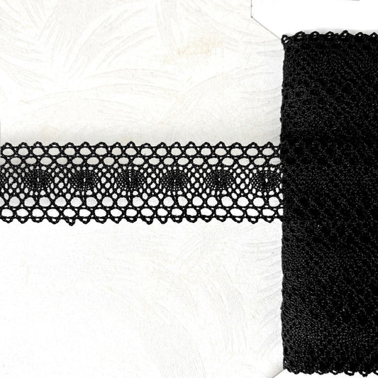 Oval_Center_Cluny_Lace