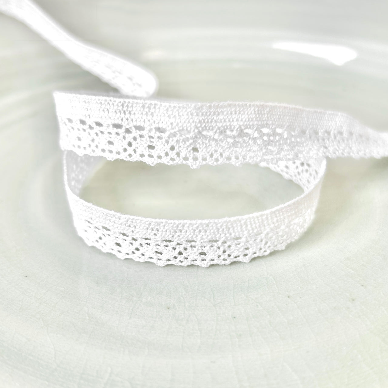 Ovals_Cluny_Lace