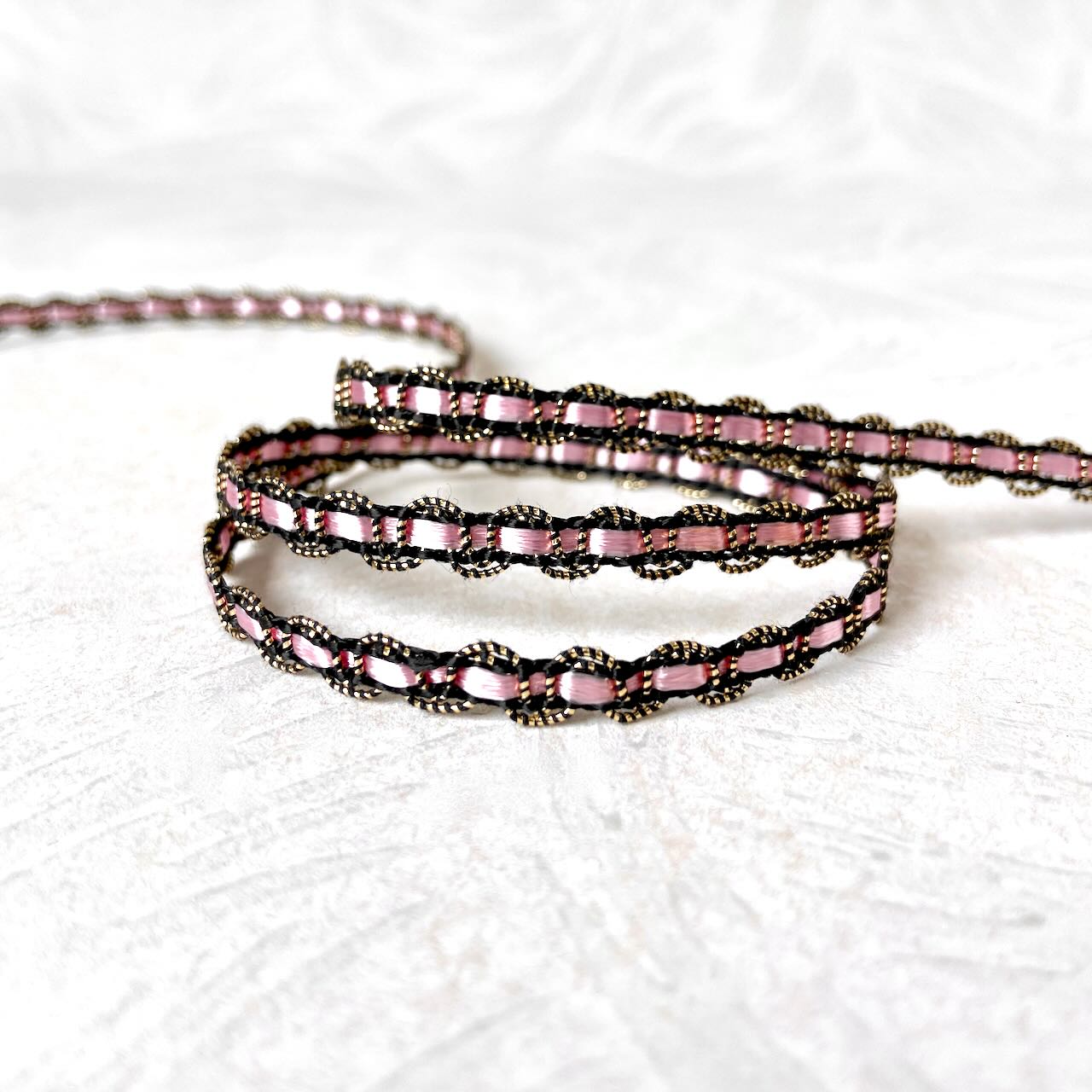 Pink_Black_Metallic_Trim