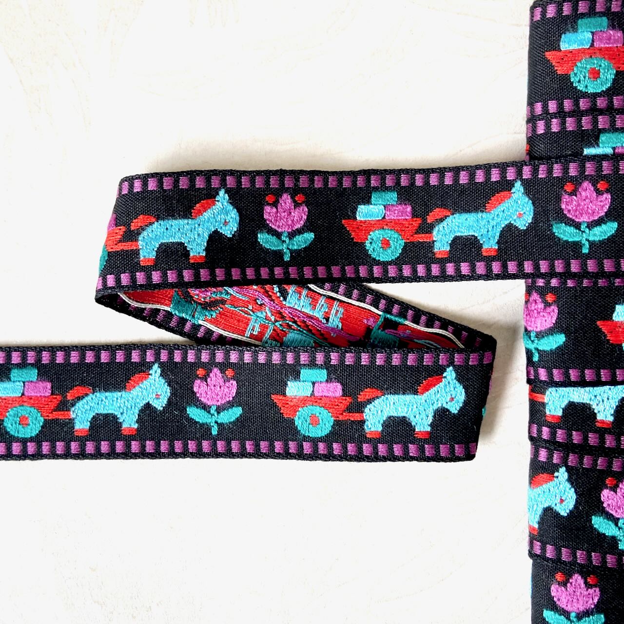 Pony_Cart_Jacquard_Ribbon