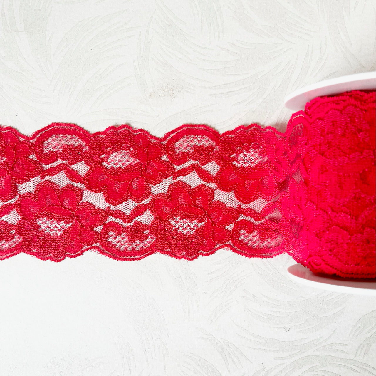 Red_Scalloped_Floral_Flat_Lace