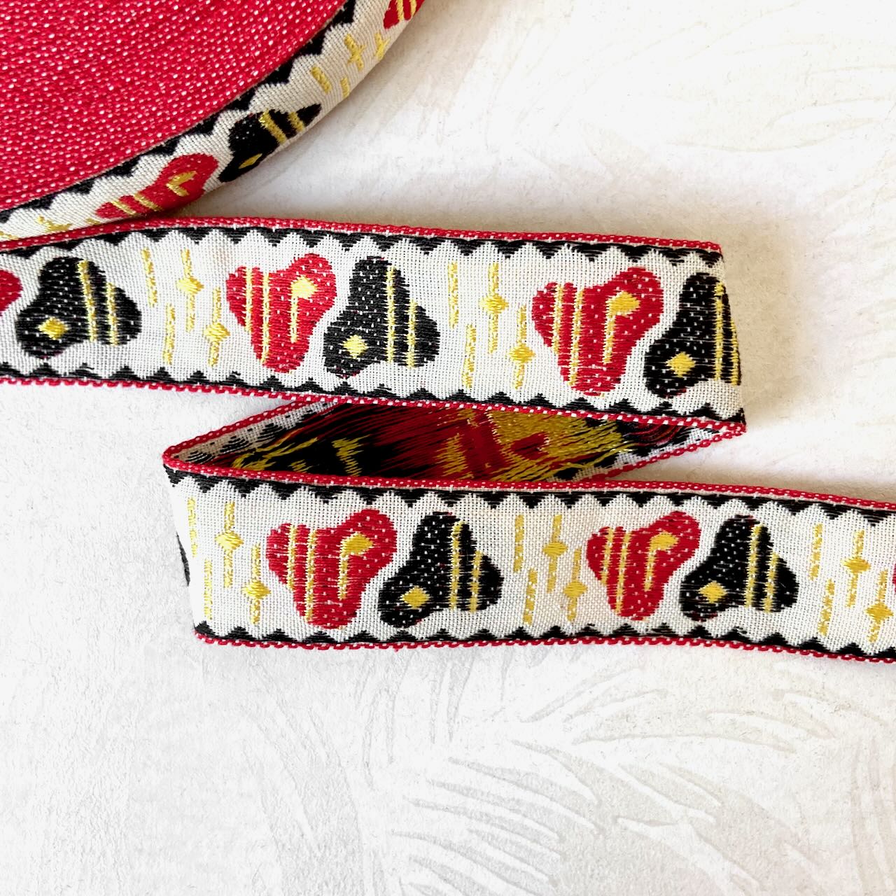 Retro_Jacquard_Ribbon