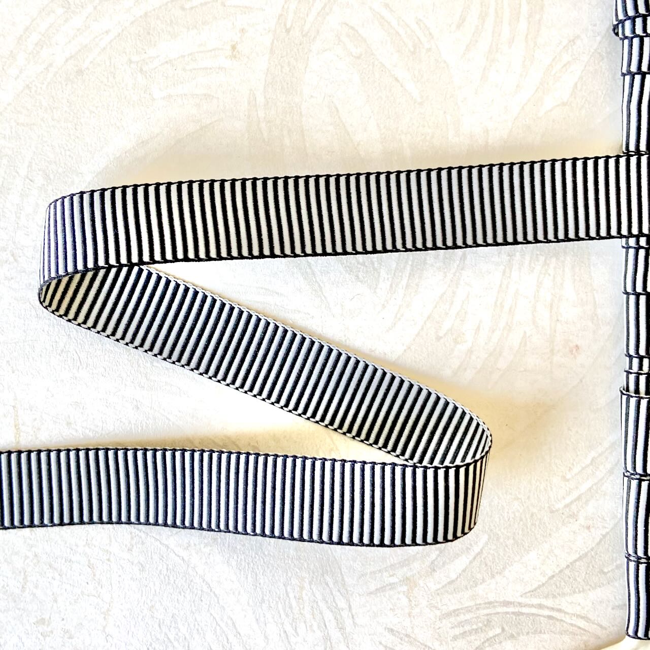 Ribbed_Jacquard_Ribbon