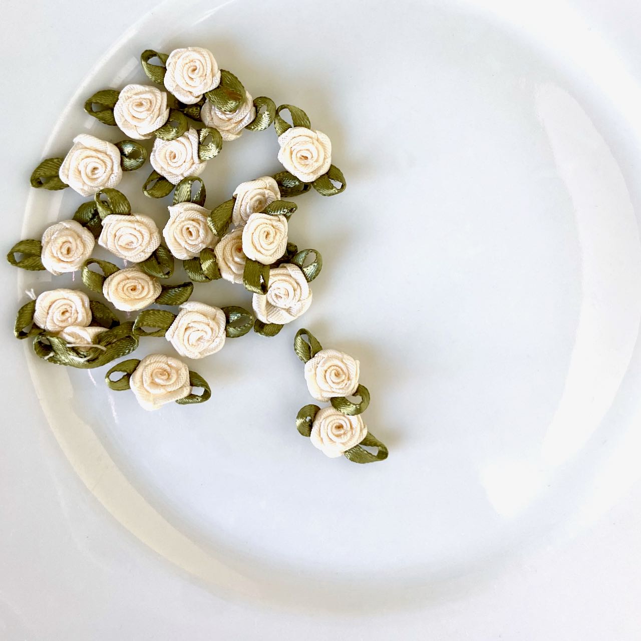 Satin_Ribbon_Flower