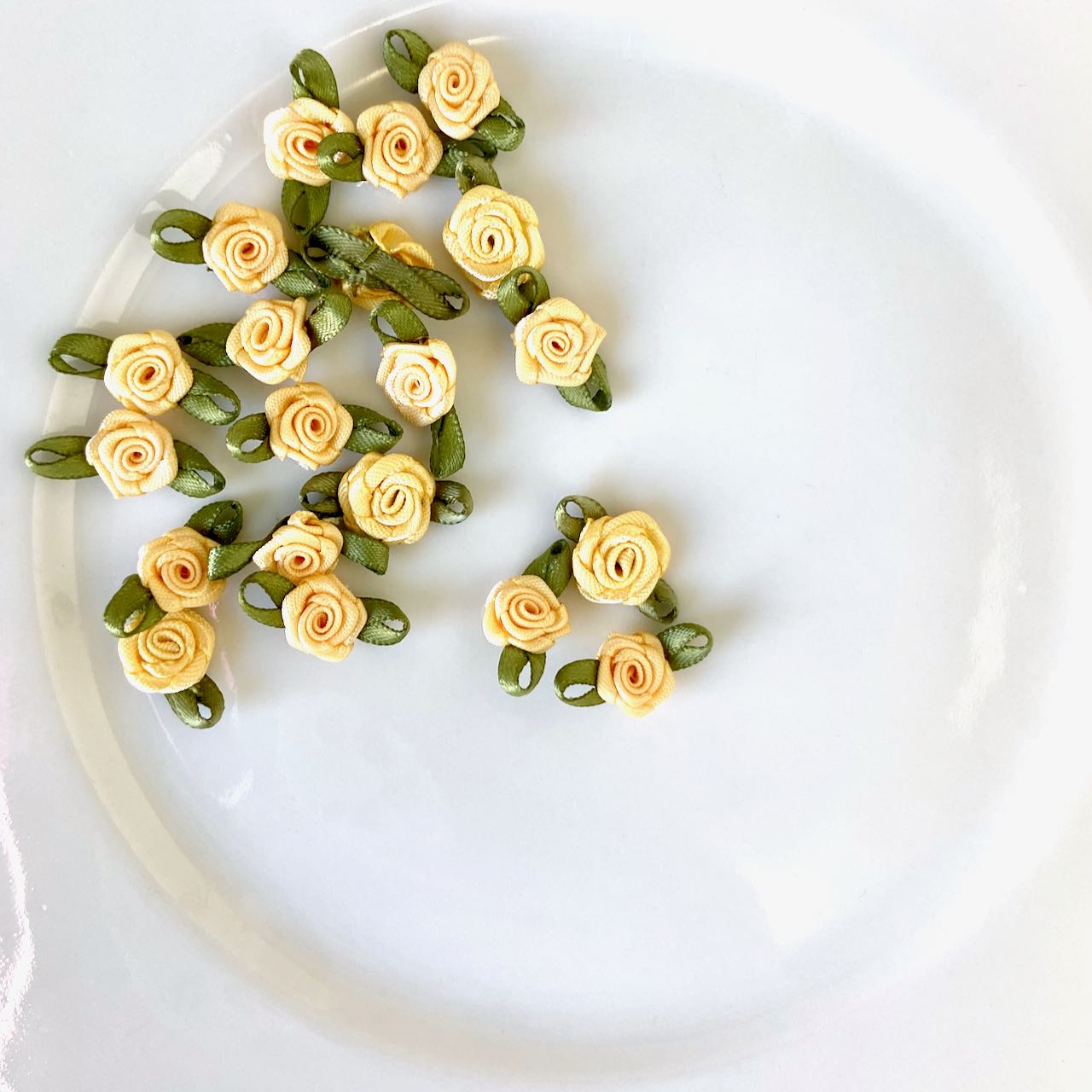 Satin_Ribbon_Flower