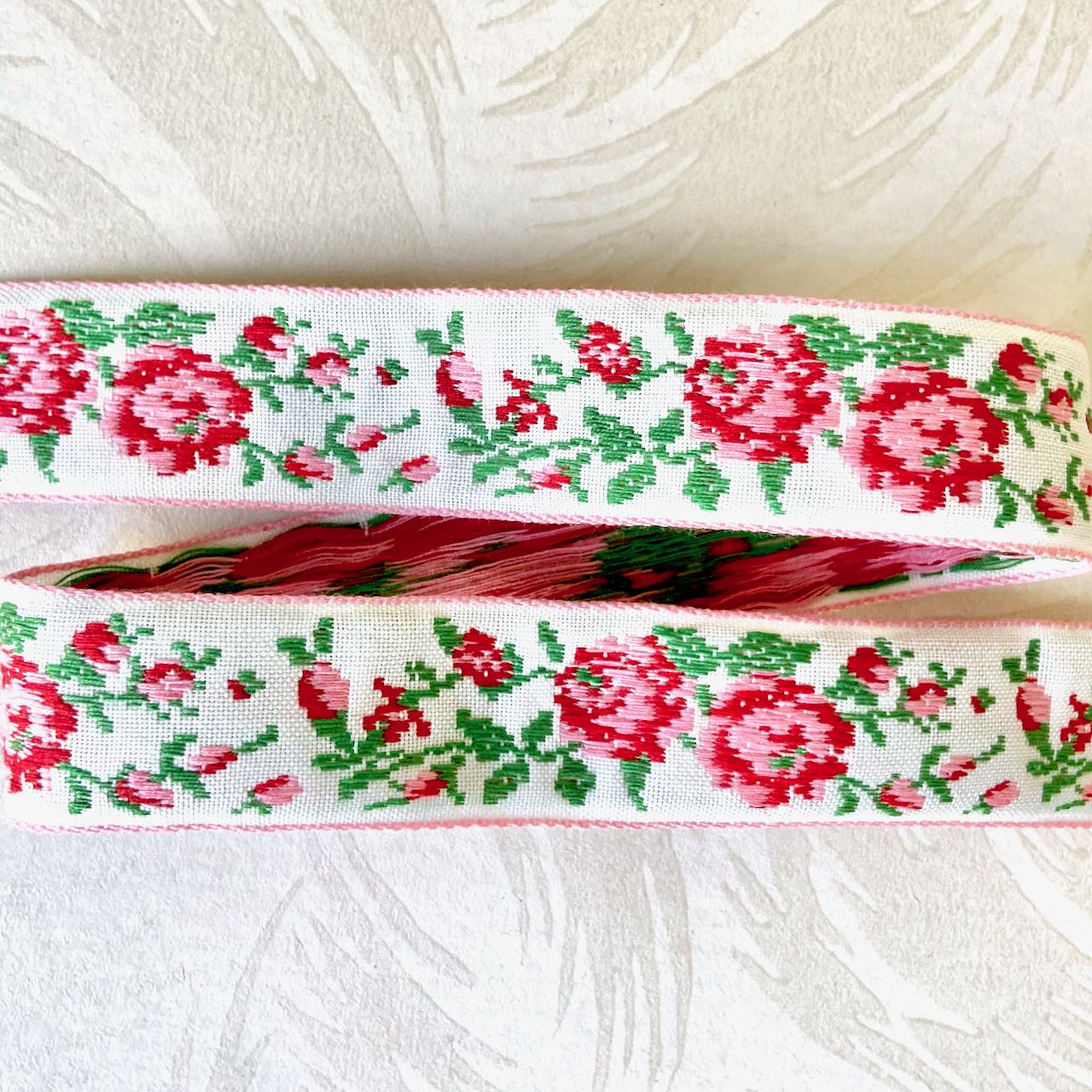 Rose_Jacquard_Ribbon