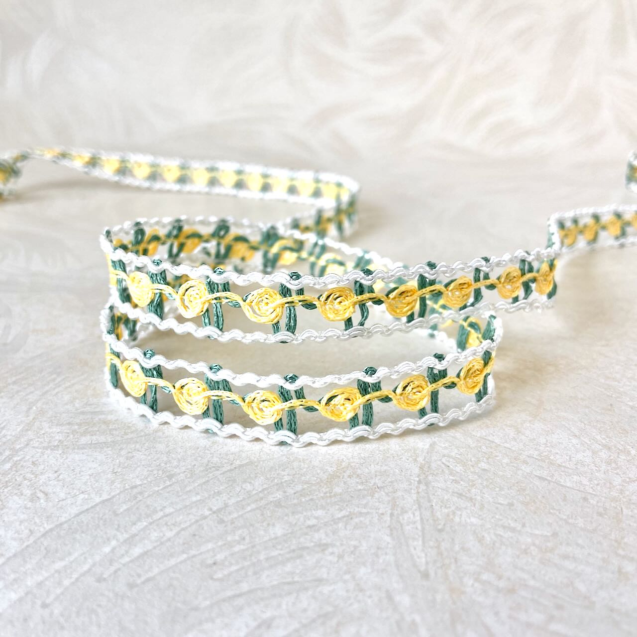 Rose_Lattice_Rococo_Braid