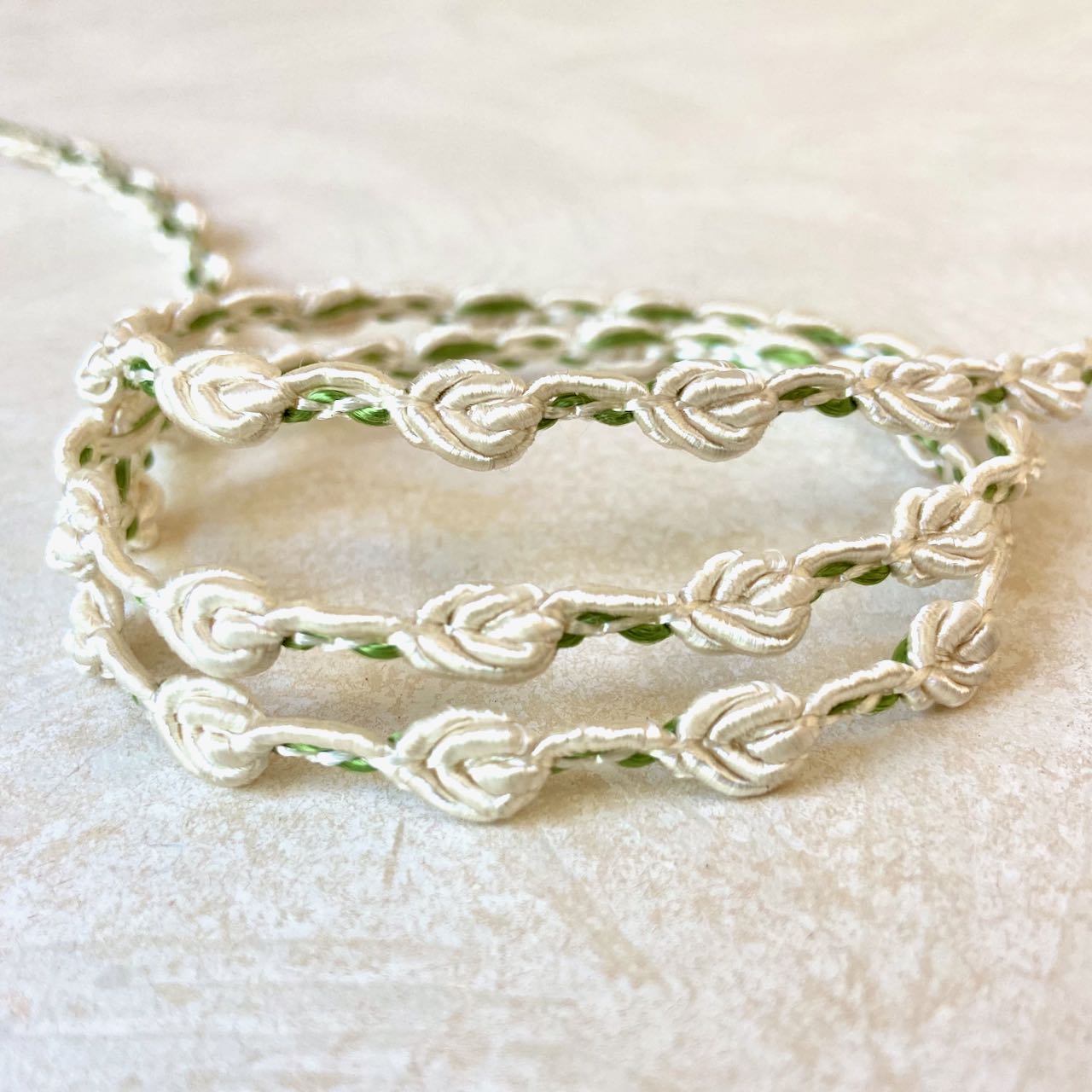 Rosebud_Rococo_Braid_Ivory