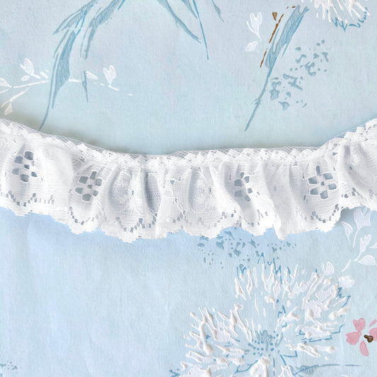 Ruffled_Eyelet_Lace